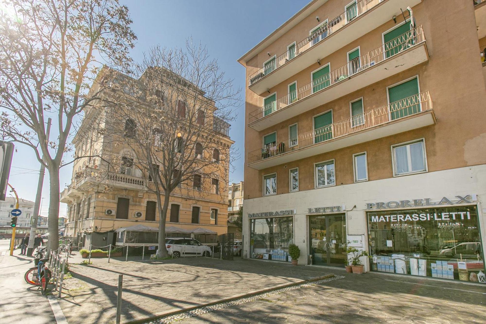 Bb Trastevere Station - Room3 Rome Exterior photo